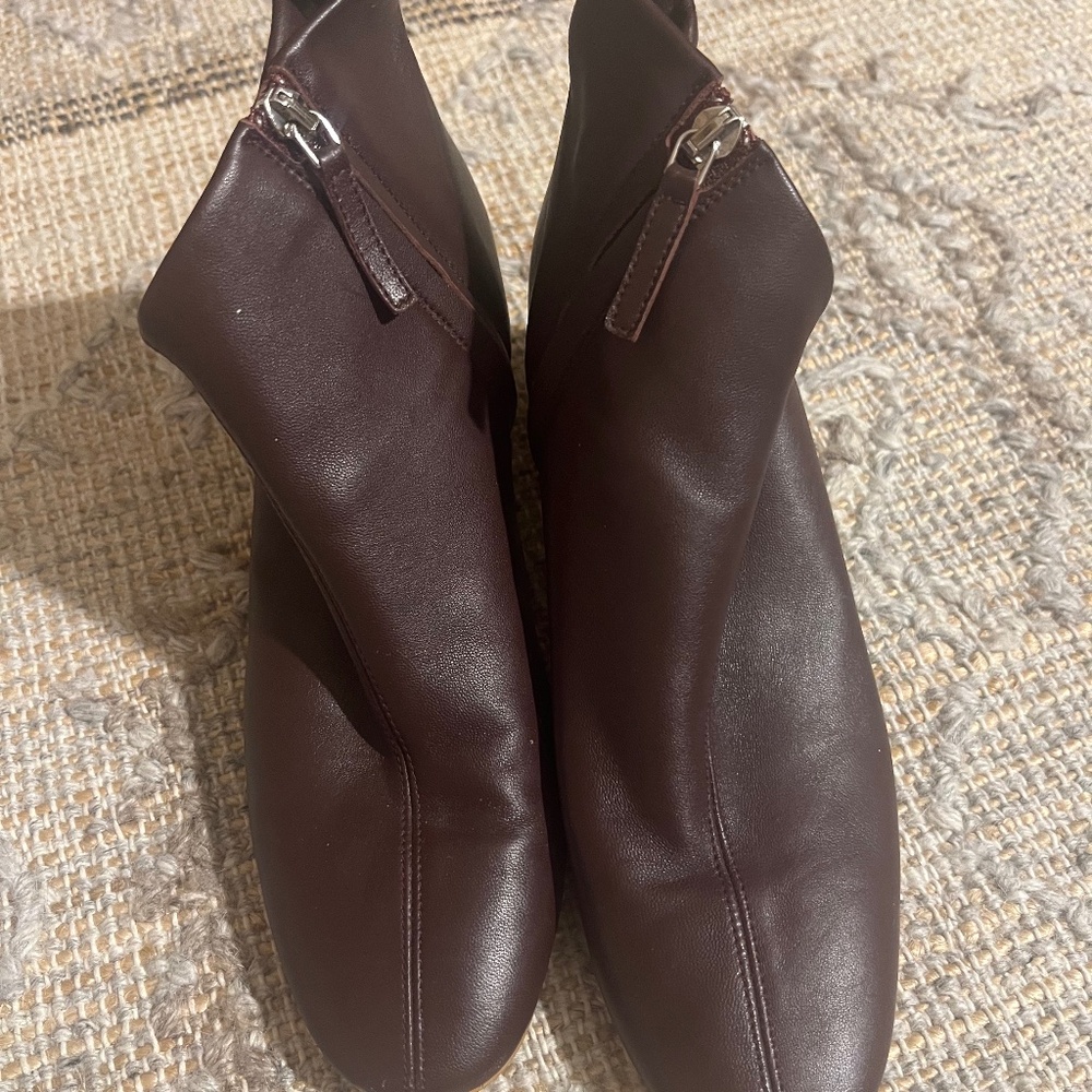 Everlane Day Boot Burgundy Size 7